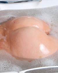 Rachel C Nude Bubble Bath