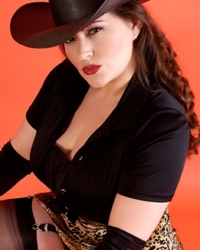 Kate Donovan Curvy Cowgirl